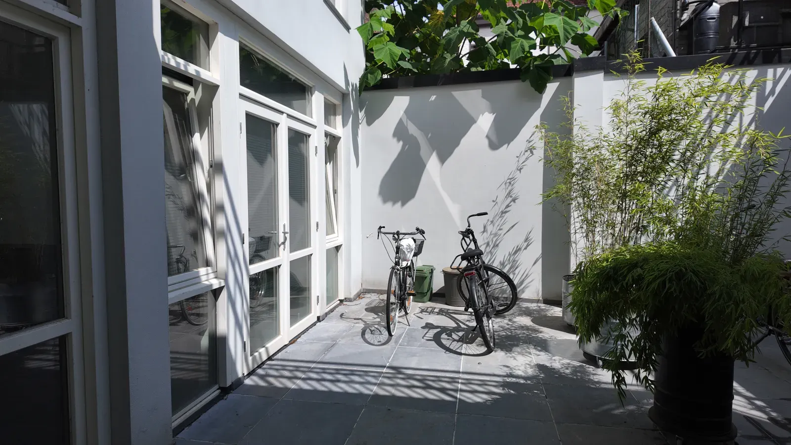 photo 12 of Leliestraat